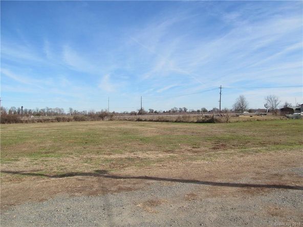 1930 Leonard Rd, Shreveport, LA 71115
